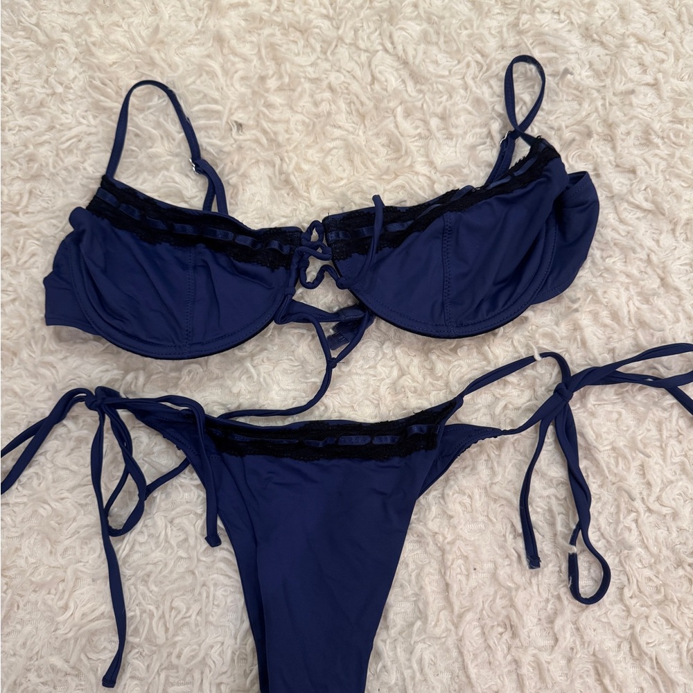 Frankie’s Bikini set